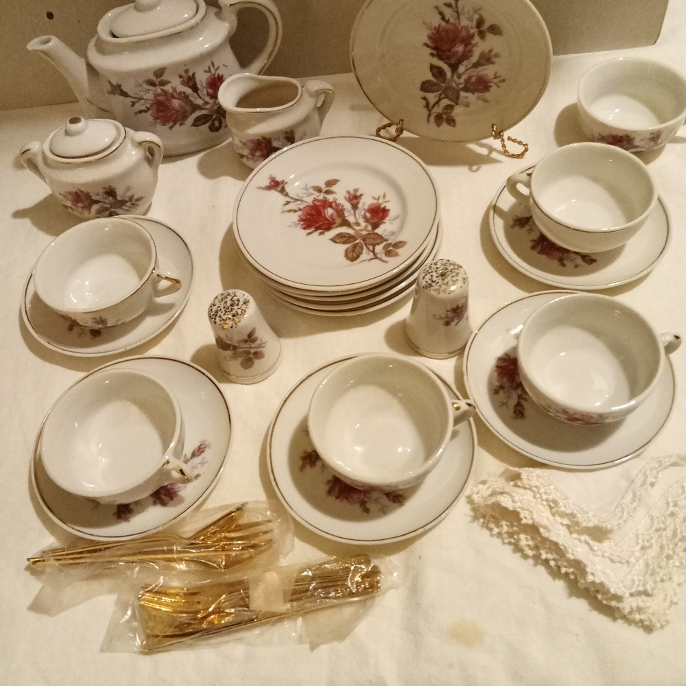 1940s-1950s Children's Moss Rose Porcelain China Set (Marked Japan)